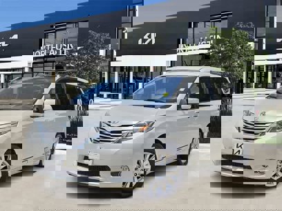 Used 2016 Toyota Sienna Limited Premium