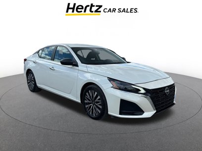 Used 2024 Nissan Altima 2.5 SV