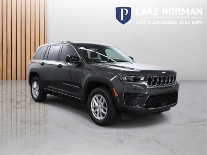 New 2025 Jeep Grand Cherokee Laredo X