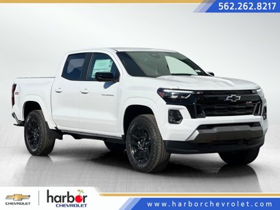 New 2025 Chevrolet Colorado Z71 w/ Midnight Edition