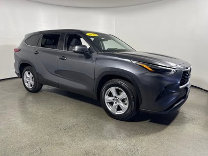 Certified 2022 Toyota Highlander LE