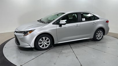 New 2025 Toyota Corolla LE