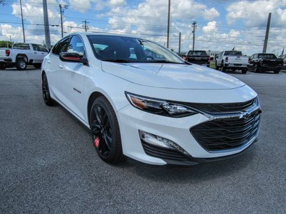New 2025 Chevrolet Malibu LT w/ Redline Edition