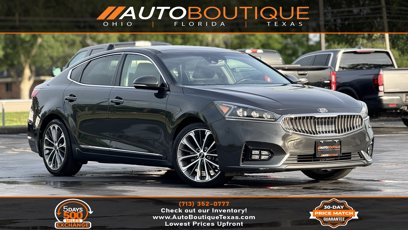 Used 2017 Kia Cadenza Technology