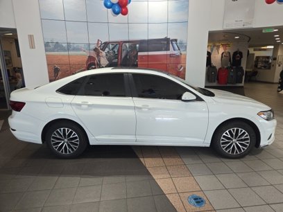 Used 2021 Volkswagen Jetta SE w/ SE Cold Weather Package
