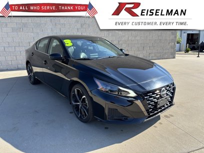 Used 2023 Nissan Altima 2.5 SR
