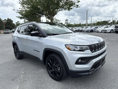 New 2024 Jeep Compass Latitude w/ Sun and Sound Group