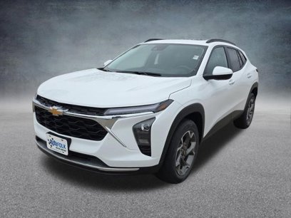 Certified 2025 Chevrolet Trax LT w/ Sunroof Package