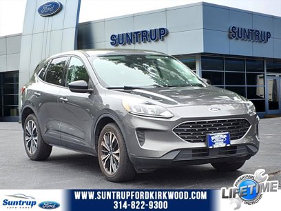 Used 2021 Ford Escape SE w/ SE Sport Appearance Package