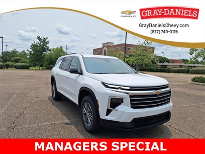 New 2025 Chevrolet Traverse LT w/ Driver Confidence Package