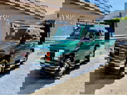 Used 1999 GMC Yukon SLE