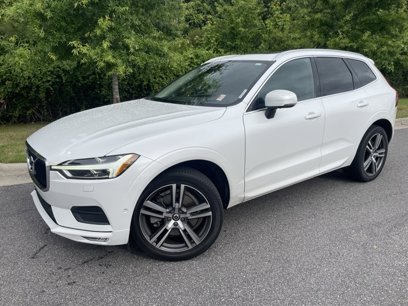 Used 2018 Volvo XC60 T6 Momentum w/ Advanced Package