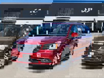 Used 2016 Chrysler Town & Country Touring