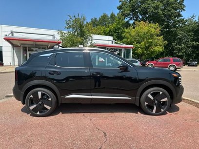New 2025 Nissan Kicks SR