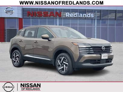 New 2025 Nissan Kicks SV