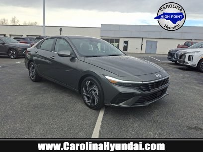 New 2025 Hyundai Elantra Limited