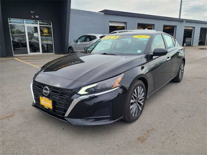 Used 2023 Nissan Altima 2.5 SV