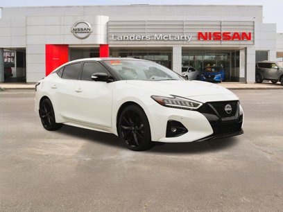 Used 2023 Nissan Maxima SR w/ Sport Mat Group