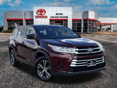 Used 2017 Toyota Highlander LE