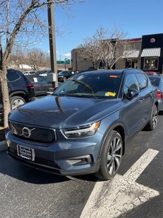 New 2025 Volvo XC90 B6 Plus w/ Protection Package Premier