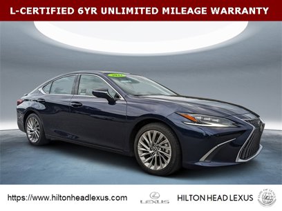 Certified 2022 Lexus ES 350 Ultra Luxury w/ Accessory Package 2