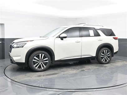 Used 2024 Nissan Pathfinder Platinum