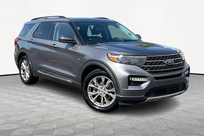Certified 2022 Ford Explorer XLT w/ Equipment Group 202A