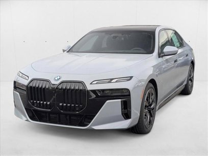 New 2025 BMW 750e xDrive