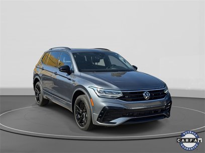 Certified 2023 Volkswagen Tiguan SE R-Line