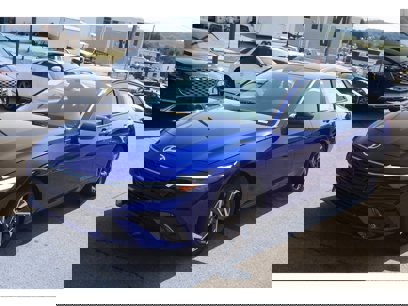 New 2025 Hyundai Elantra Sport w/ Cargo Package