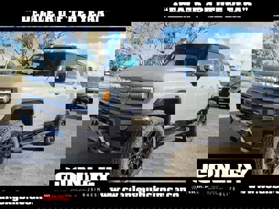 New 2025 GMC Hummer EV 2X