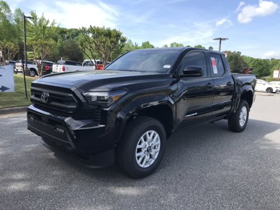 New 2025 Toyota Tacoma SR5