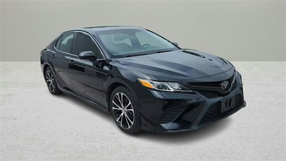 Used 2018 Toyota Camry SE