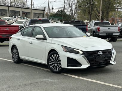 Used 2023 Nissan Altima 2.5 SV