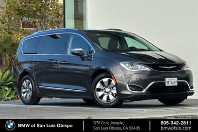 Used 2018 Chrysler Pacifica Limited w/ Advanced Safetytec Group
