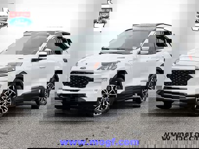 Certified 2022 Ford Escape SEL w/ Class II Trailer Tow Package