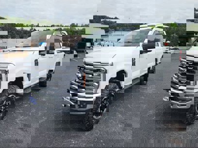 New 2025 Ford F250 Lariat
