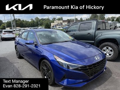Used 2022 Hyundai Elantra SEL w/ Preferred Accessory Package