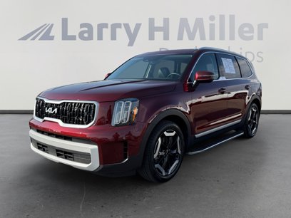 Used 2024 Kia Telluride EX w/ EX Captain's Chair Package