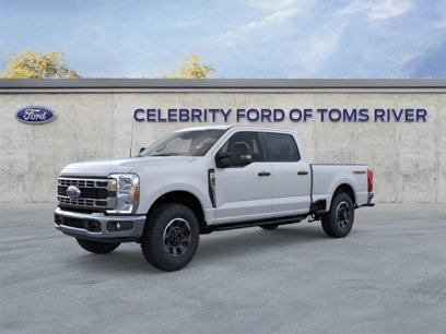 New 2025 Ford F350 XLT w/ Tremor Off-Road Package
