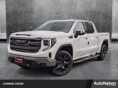New 2025 GMC Sierra 1500 SLT