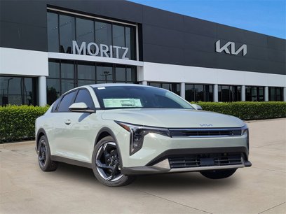 New 2025 Kia K4 EX
