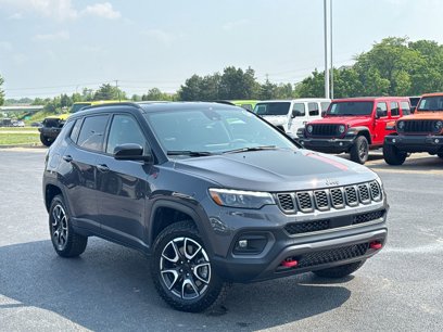 Certified 2024 Jeep Compass Trailhawk w/ Trailhawk Elite Group