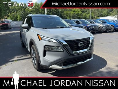 Certified 2022 Nissan Rogue Platinum w/ Head-Up Display Package