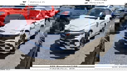 Used 2025 Hyundai Elantra Sport w/ Cargo Package