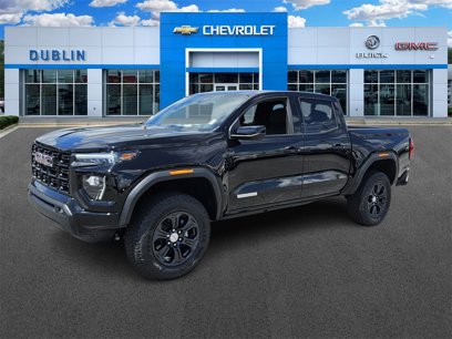 New 2024 GMC Canyon Elevation w/ Elevation Premium Package