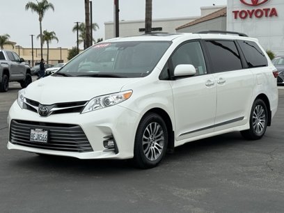 Used 2019 Toyota Sienna XLE
