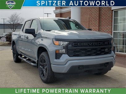 New 2025 Chevrolet Silverado 1500 Custom w/ Turbomax Blackout Package