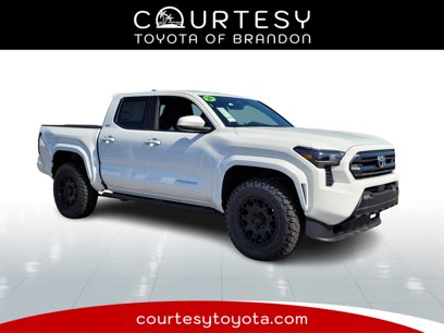 New 2024 Toyota Tacoma SR5