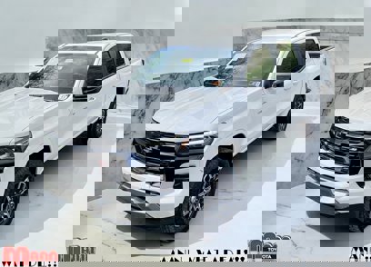 Used 2023 Chevrolet Colorado Z71 w/ Z71 Convenience Package 2